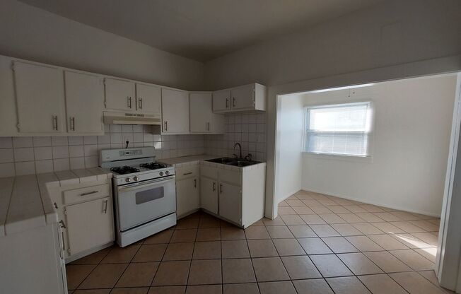 2 beds, 1 bath, $1,995, Unit 12