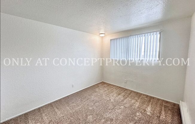 2 beds, 1 bath, 580 sqft, $1,249, Unit B3