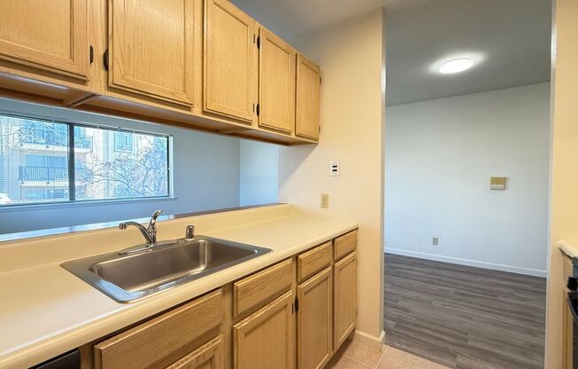 2 beds, 1.5 baths, $2,595, Unit #2