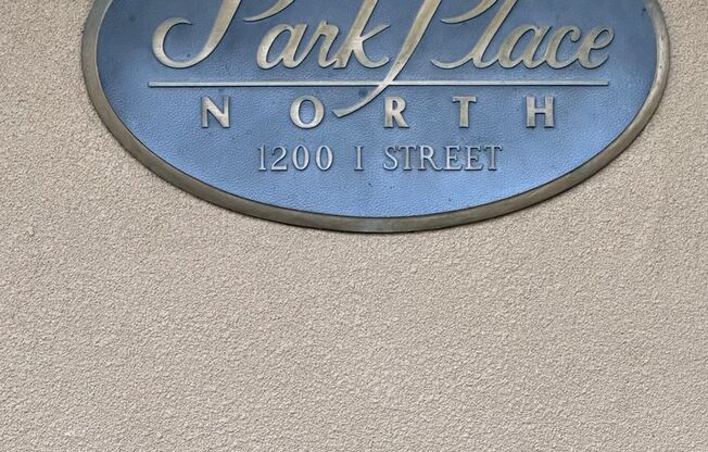 Beautiful park place condo