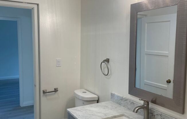 2 beds, 1 bath, $3,800