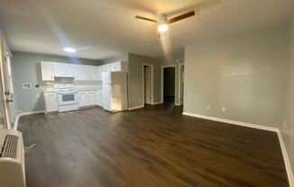 2 beds, 1 bath, $925