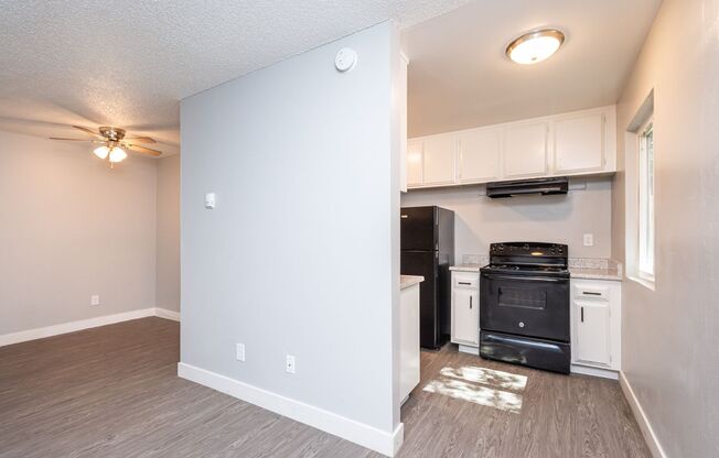 1 bed, 1 bath, 620 sqft, $1,175, Unit 252