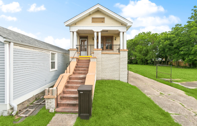 1617 DUELS ST