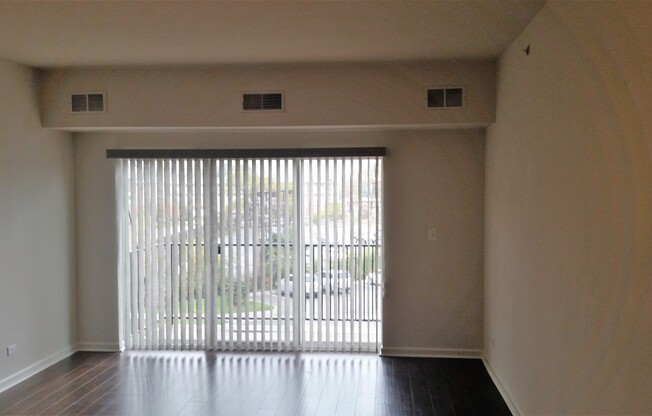 1 bed, 1 bath, 762 sqft, $1,725, Unit 313