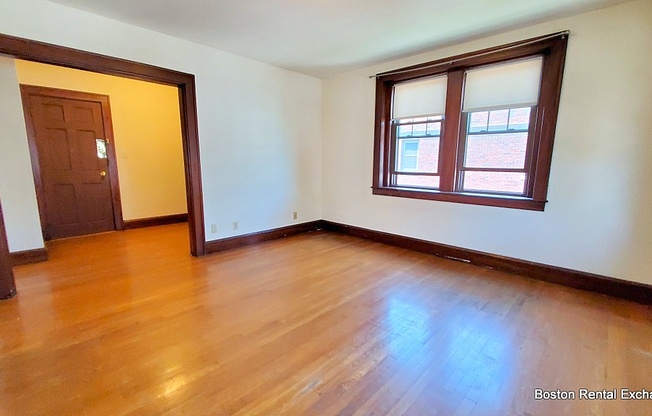 16 W WYOMING AVE