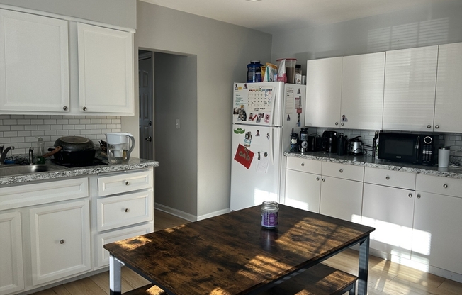 26 TAPLEY AVE