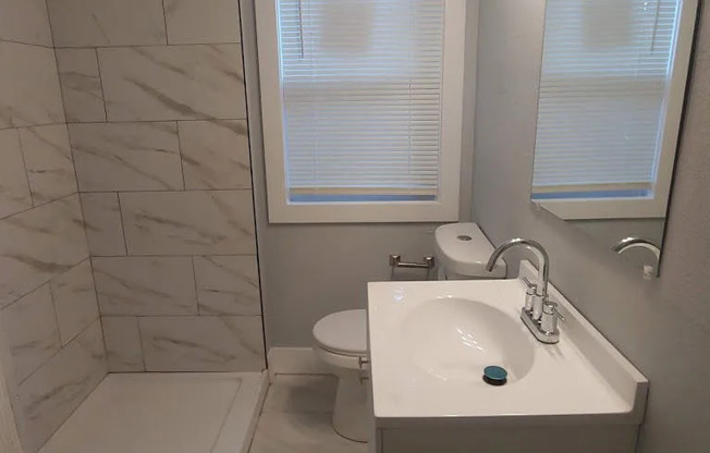 2875 N 50