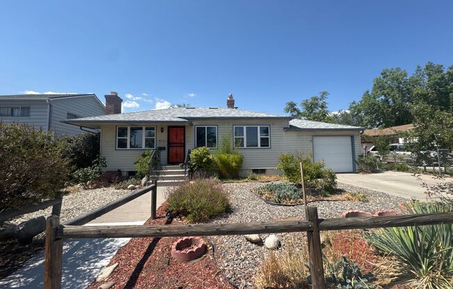 COMPLETELY RENOVATED 2/bed 2 bath in Reno!