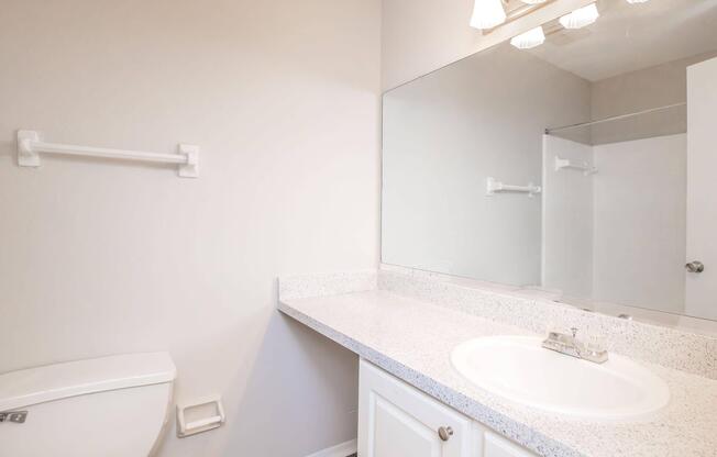 2 beds, 2 baths, 950 sqft, $1,299