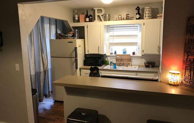 1 bed, 1 bath, 800 sqft, $795, Unit 2010