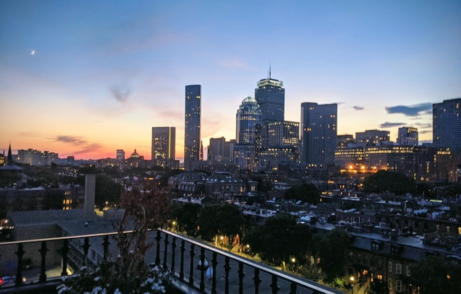 2 Clarendon St 606