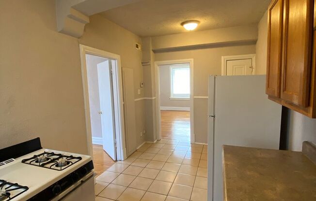 1 bed, 1 bath, 500 sqft, $675, Unit 5349 Cabanne 2E