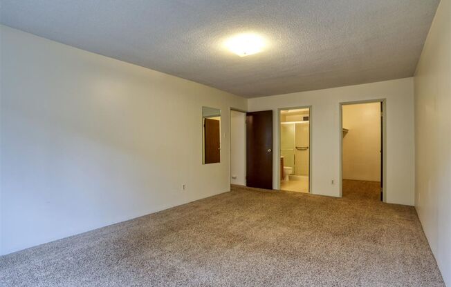 2 beds, 2 baths, $1,750, Unit Unit 210