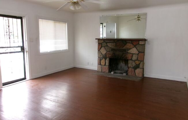 2 beds, 1 bath, $1,550