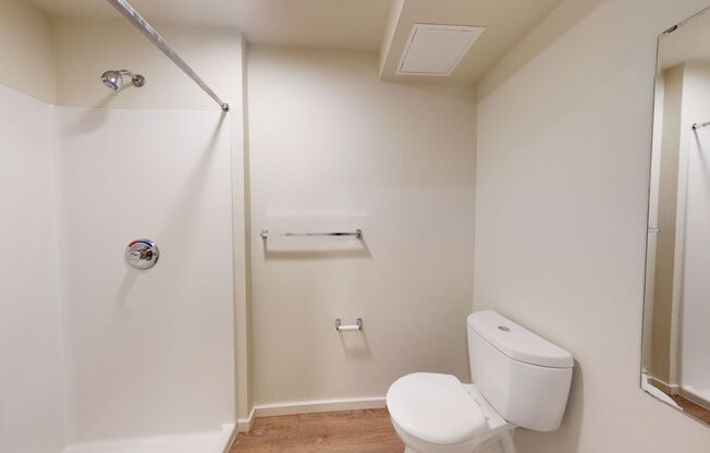 Studio, 1 bath, 175 sqft, $1,295, Unit 326