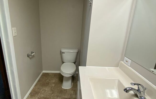 1 bed, 1 bath, $775