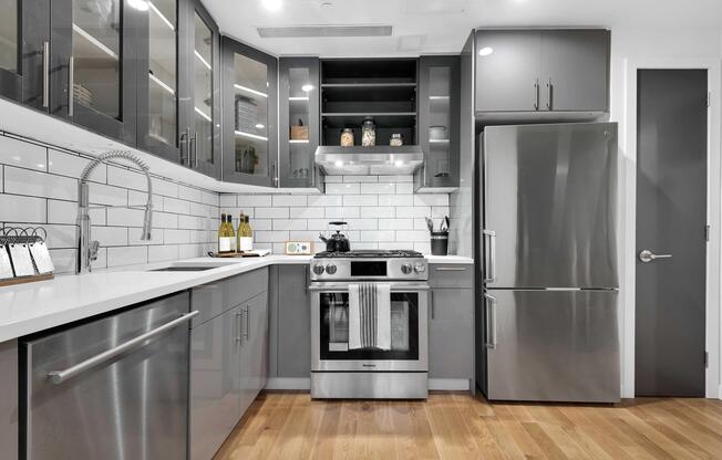 2043 23 ST