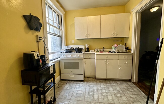 28 Sidlaw Rd Apt 11