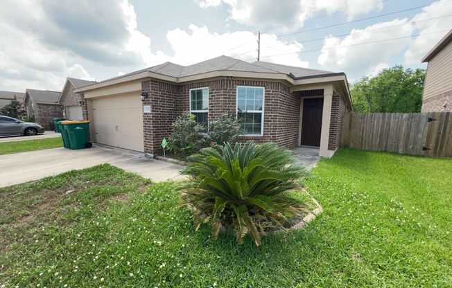 9518 Opal Gates Dr - ***Ask about our No Cash Security Deposit Option***
