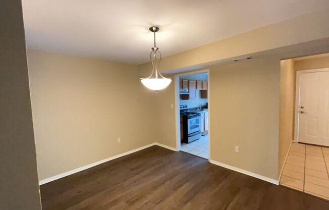 3 beds, 2.5 baths, $1,600, Unit # 310