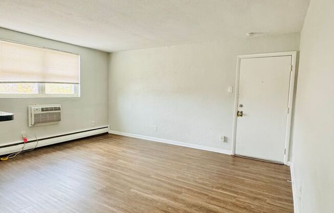 1 bed, 1 bath, $1,250, Unit 3A