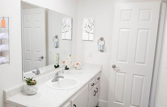 Sequoia Grove Apartments