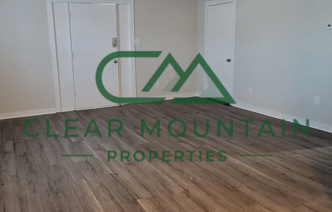 2 beds, 1 bath, 980 sqft, $1,225, Unit 52