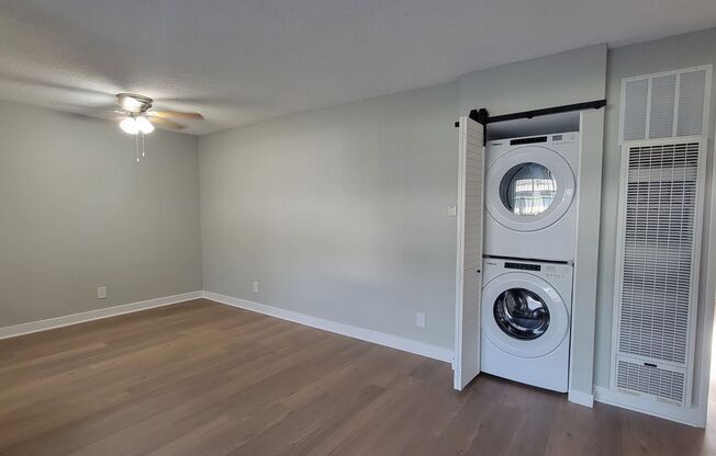 2 beds, 2 baths, 1,000 sqft, $2,945, Unit D40