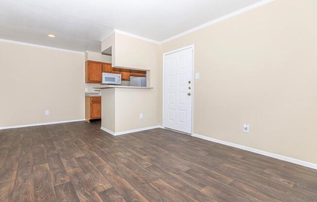 Hunters Creek - Apartment Living in Houston, TX