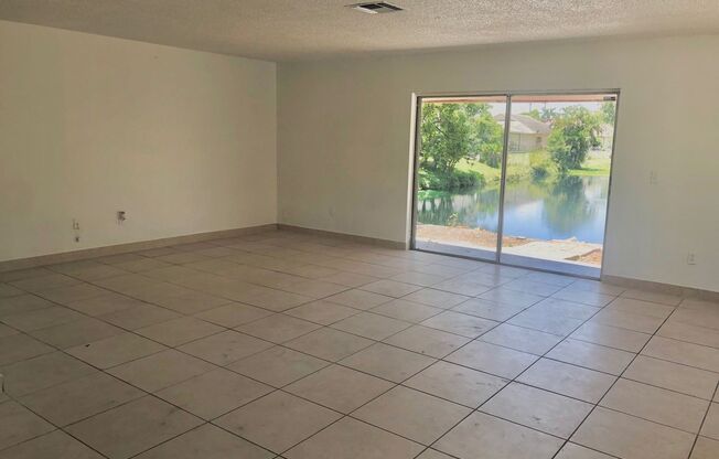 3 beds, 2 baths, 1,500 sqft, $3,200, Unit 820