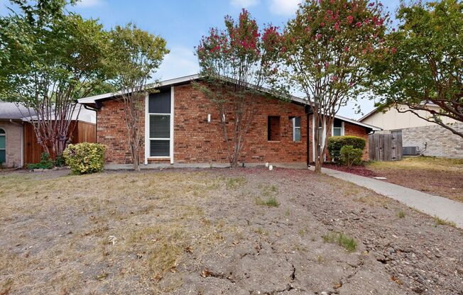 2105 VICTORIA RD