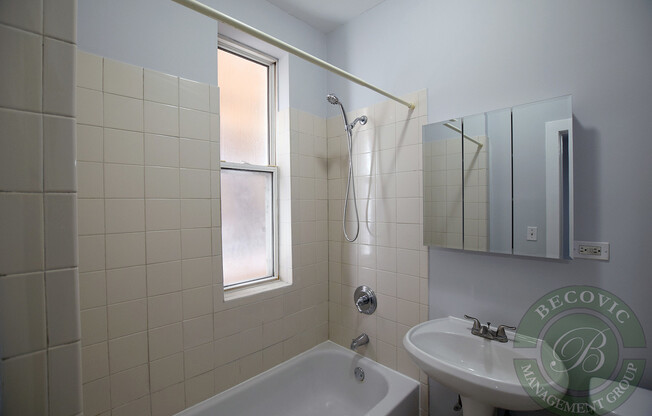 Studio, 1 bath, 200 sqft, $1,225, Unit 1456-205