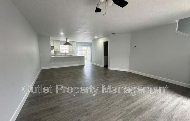 6291 Arlington Court Unit #215