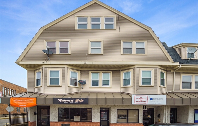 402 NEPONSET