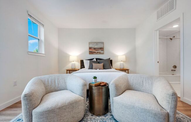 Studio, 1 bath, 608 sqft, $1,375