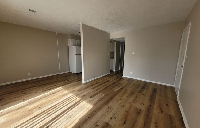 1 bed, 1 bath, $749, Unit 815-11