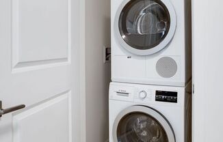 Studio, 1 bath, 492 sqft, $2,350, Unit 2213