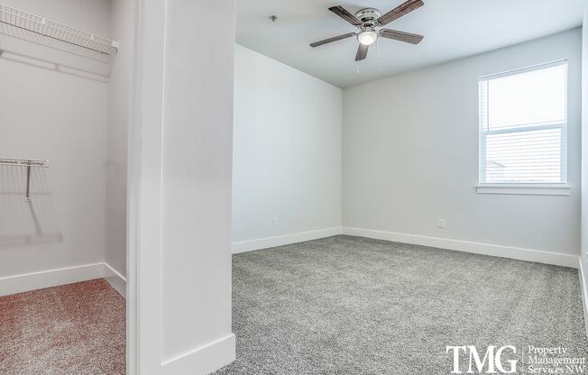 1 bed, 1 bath, 740 sqft, $1,625, Unit B230