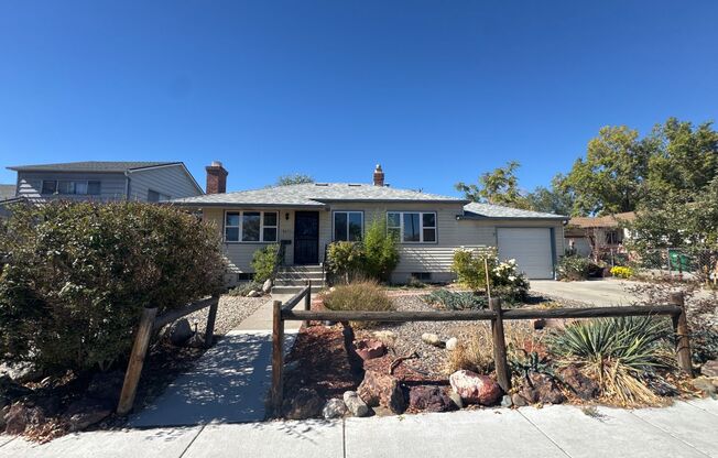 COMPLETELY RENOVATED 2/bed 2 bath in Reno!