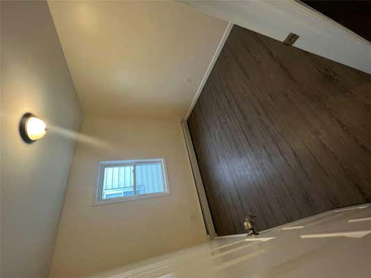 3 beds, 2 baths, 1,000 sqft, $3,400