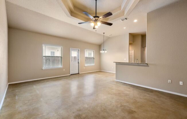 NICE 3 BEDROOM DUPLEX IN NEW BRAUNFELS, TEXAS!