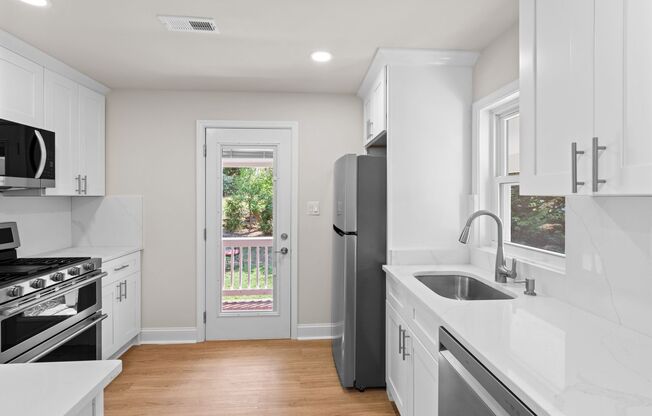 Renovated Charming Cape Cod in Takoma Park!