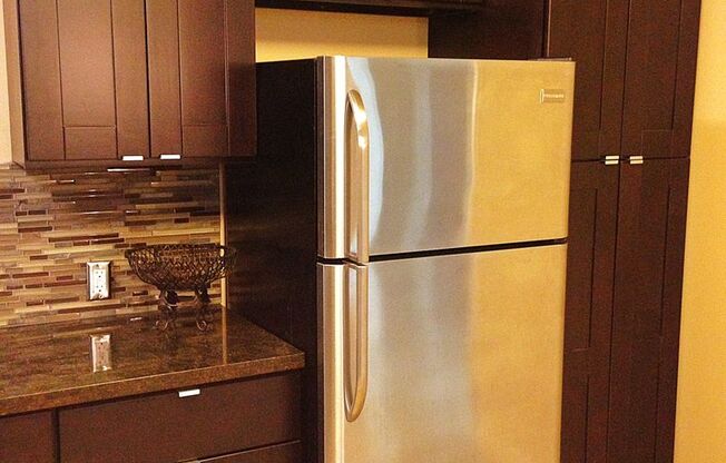 3 beds, 2 baths, $2,800, Unit UNIT C