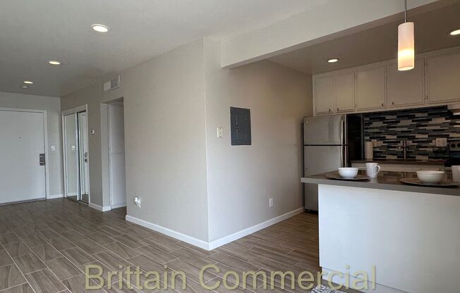 Studio, 1 bath, 608 sqft, $1,650, Unit 305