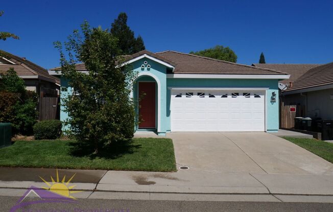 Bright Open 2 Bed 2 Bath 1,043 Sq Ft Antelope home