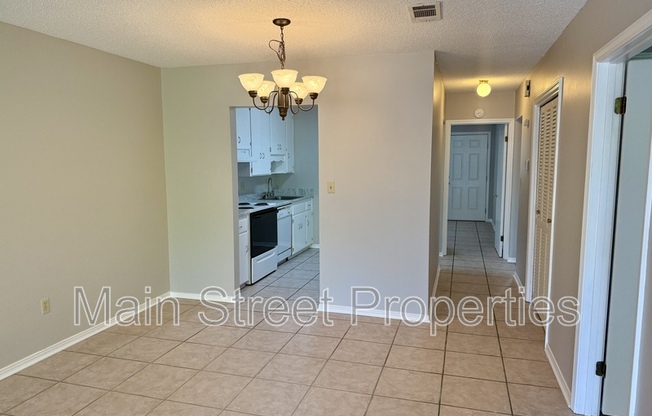 708 BAYSHORE DR