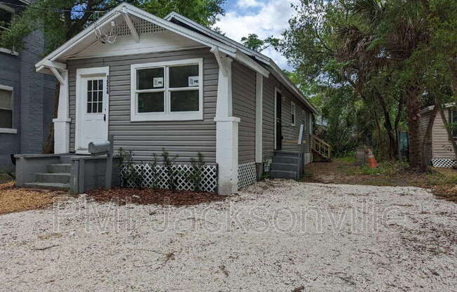 1524 PASCO ST
