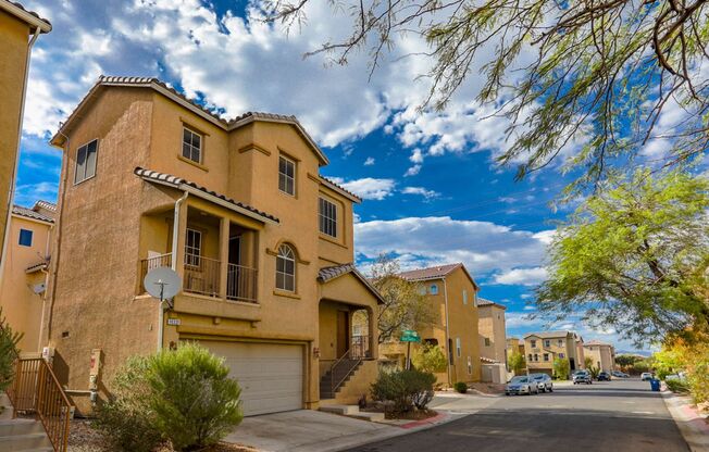 Beautiful 3 Bed Home With 3 Full Baths And Bed and Full Bath On 1st Floor
