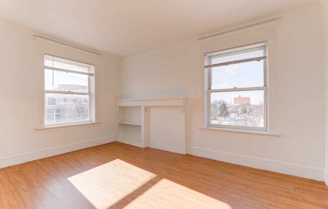 Beige Carpet In Bedroom at Johnson Legacy Apartments, Milwaukee, WI, 53223
